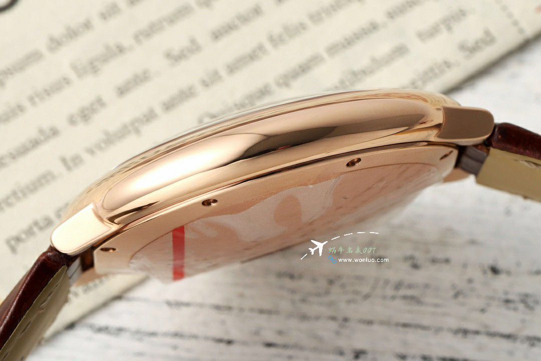 AF Cartier  蓝气球42毫米男装 top 复刻高仿手表W6920042 wrist watch  / K355