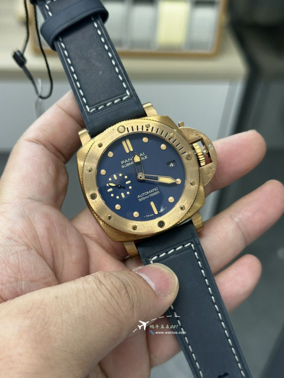 VSPanerai 潜行系列小青铜PAM01074，PAM1074Panerai 高仿手表多少钱 